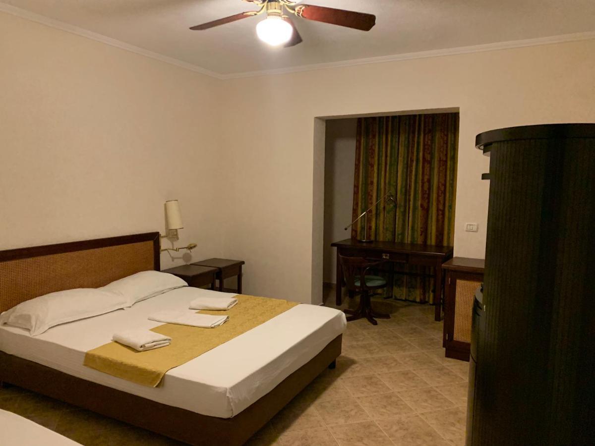 Hotel Arandi Ag Mjull-Bethore エクステリア 写真